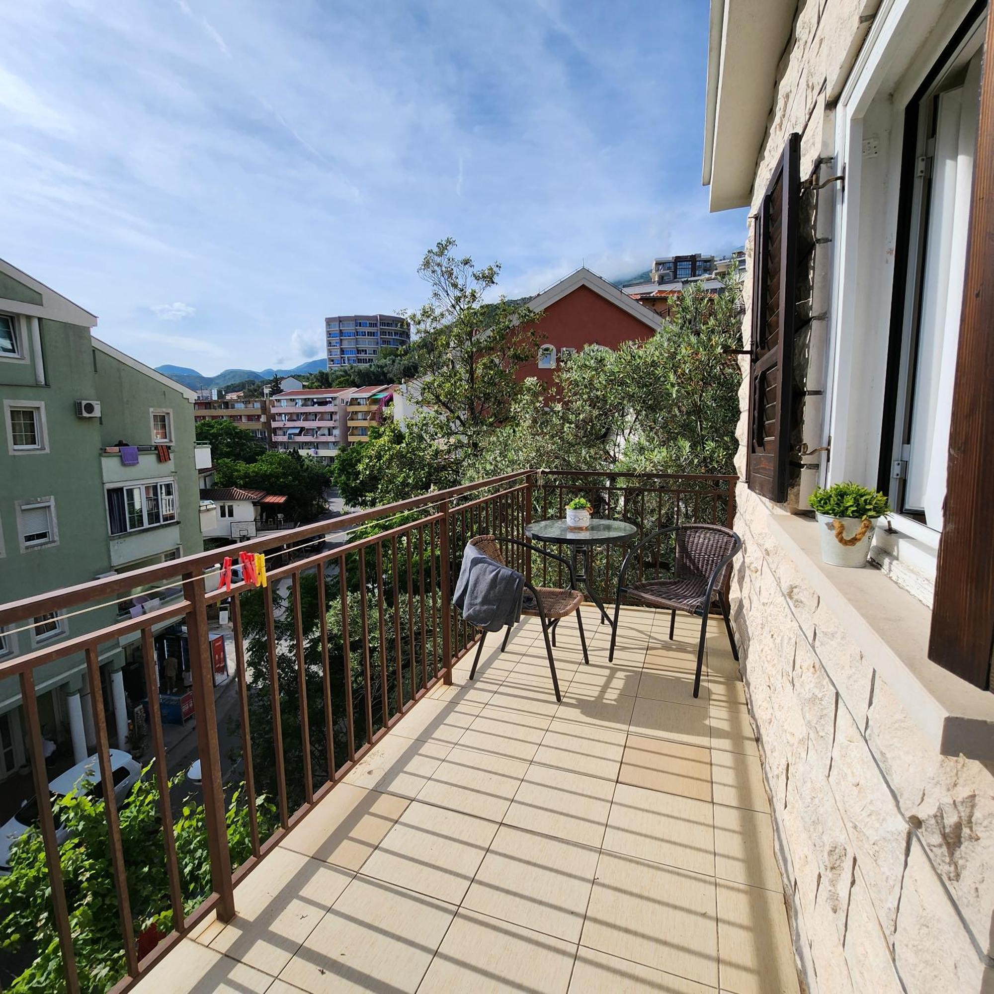 Bela Kuca Studio Apartments-Na Korak Do Mora-A Step To The Sea Rafailovici Exterior photo